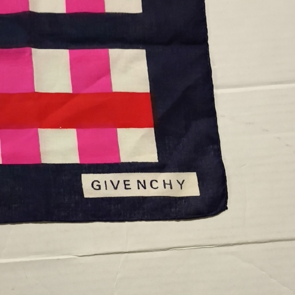 ❤️VINTAGE GIVENCHY LINEN  BANDANA SCARF 20X21 RED WHITE NAVY PINK - Picture 5 of 6